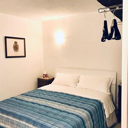 Storico Ombelico Di Parma Apartment Luaran gambar
