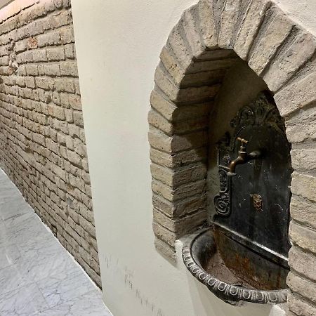 Storico Ombelico Di Parma Apartment Luaran gambar