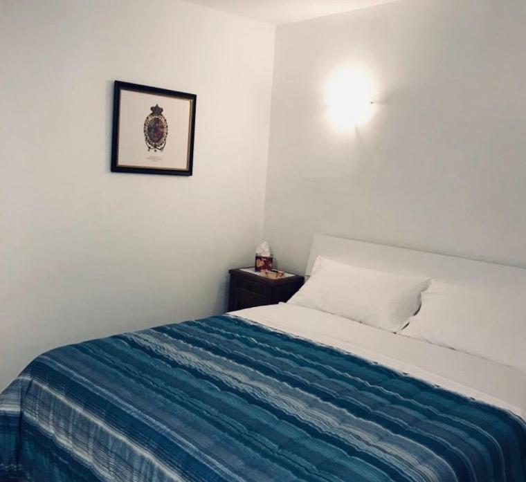 Storico Ombelico Di Parma Apartment Luaran gambar