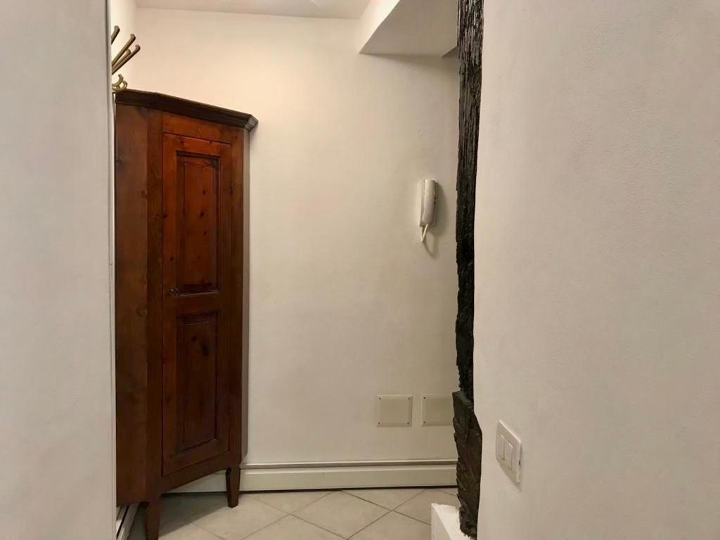Storico Ombelico Di Parma Apartment Luaran gambar